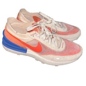 Women’s Nike shoes